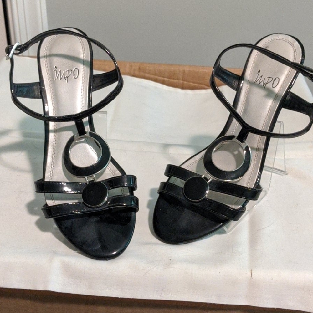 Impo Jolene black wedge sandals